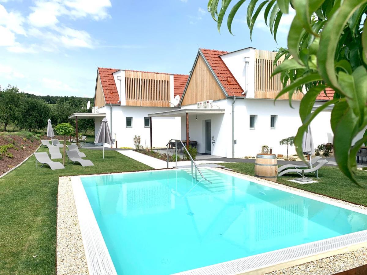 Weinberg Chalets Eisenberg an der Pinka Esterno foto
